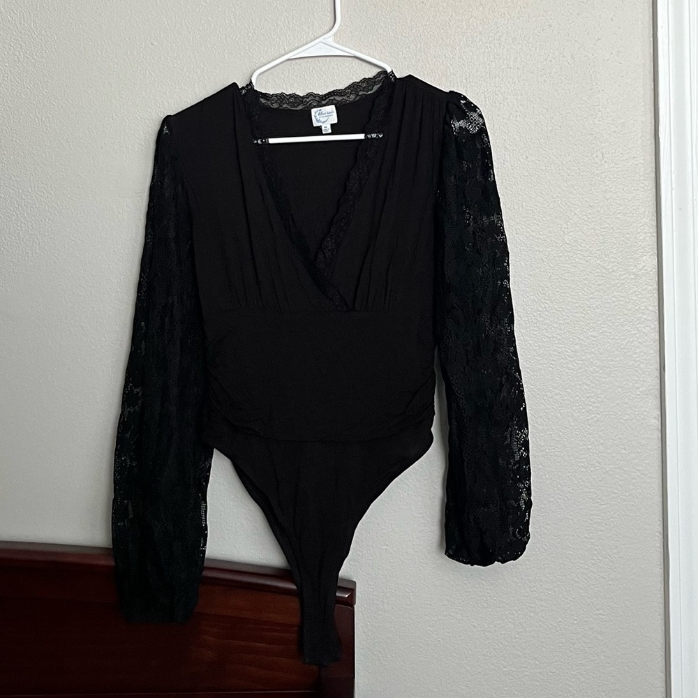 Blue rain black lace long sleeve bodysuit